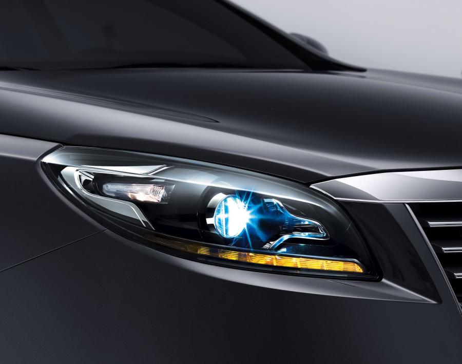  Samsung SM7 Concept 2011 года  (фото 16 из 19)